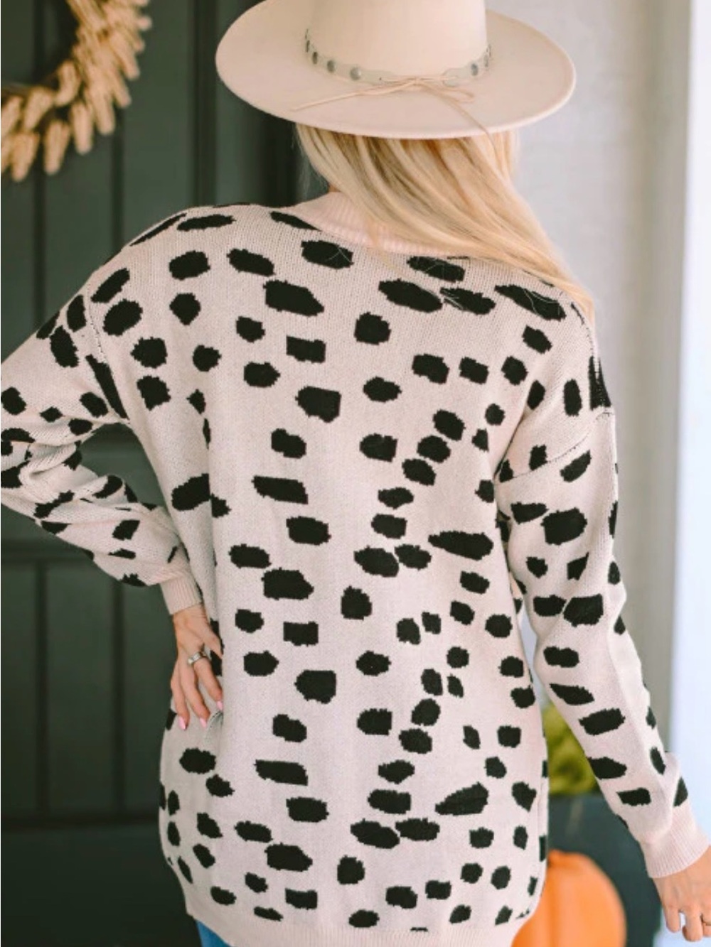 Harper Heritage 🖤 Minimal Cheetah Print Long-Sleeve Sweater